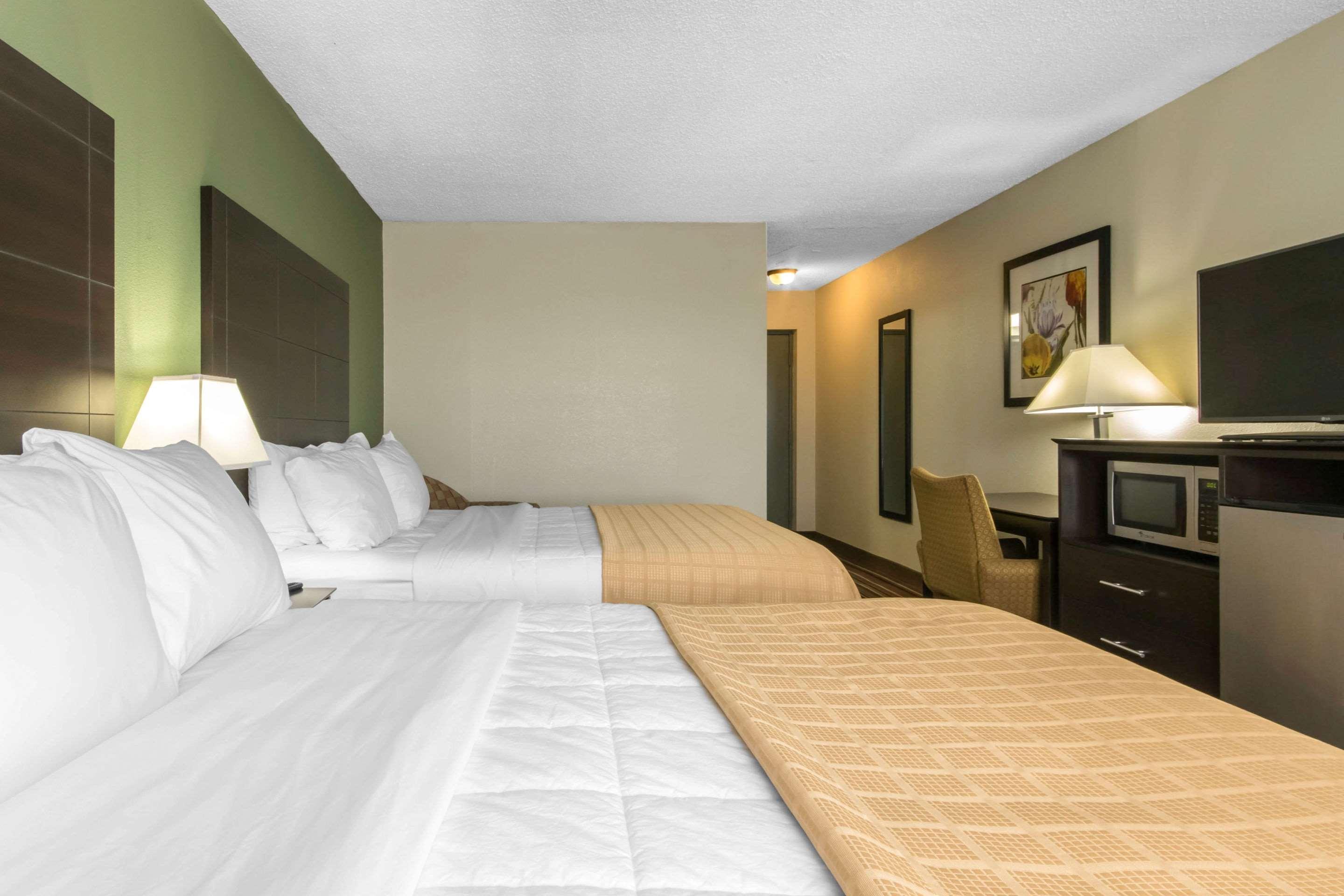 Quality Inn & Suites Horse Cave Ngoại thất bức ảnh