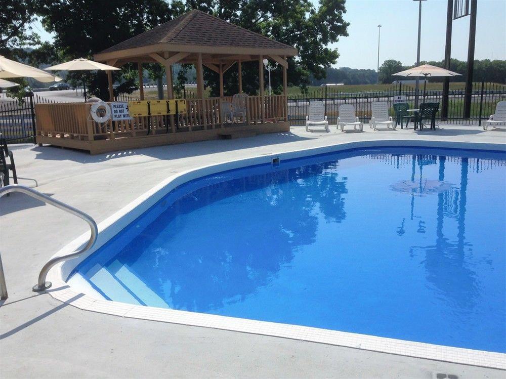 Quality Inn & Suites Horse Cave Ngoại thất bức ảnh