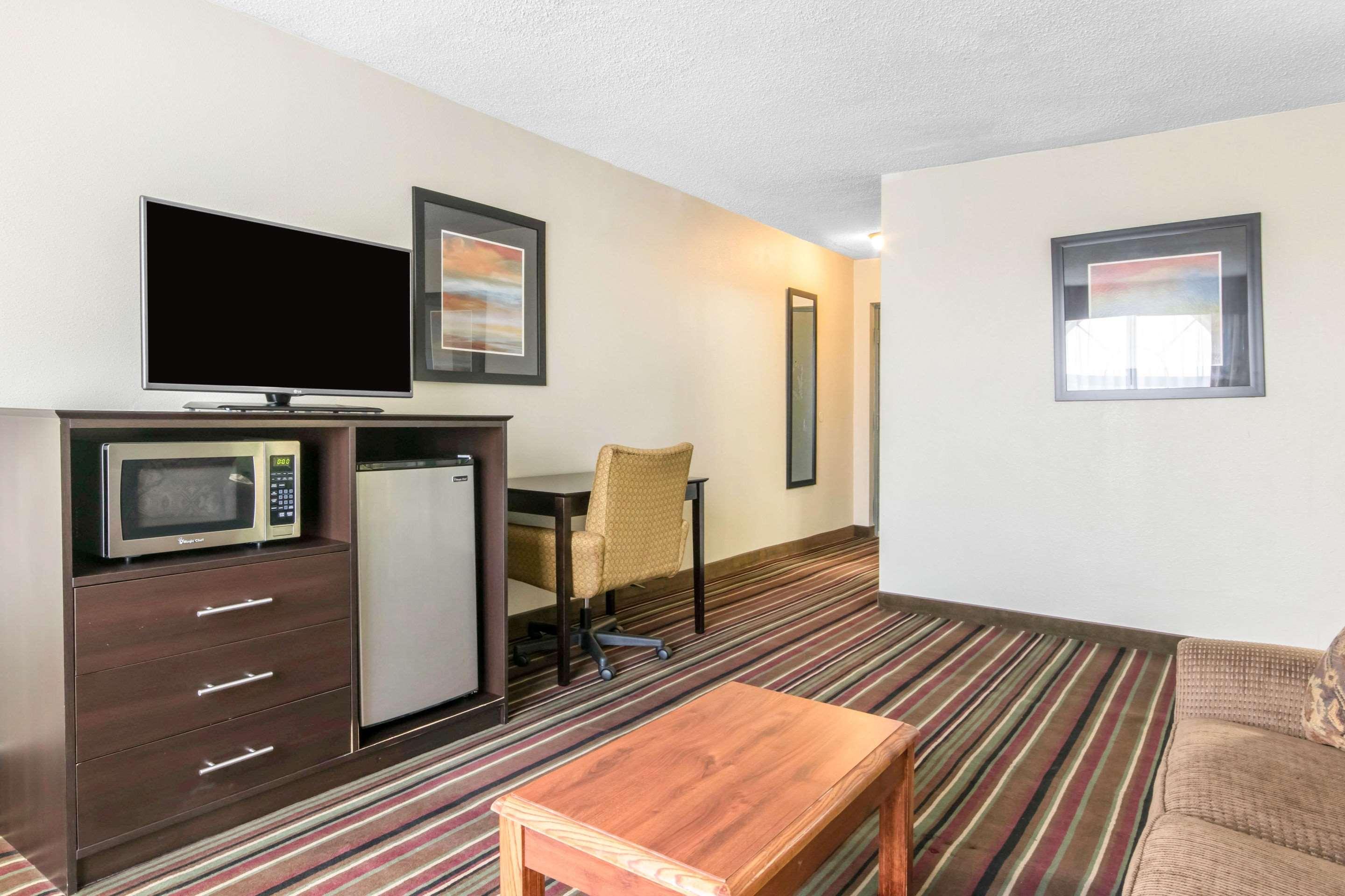 Quality Inn & Suites Horse Cave Ngoại thất bức ảnh