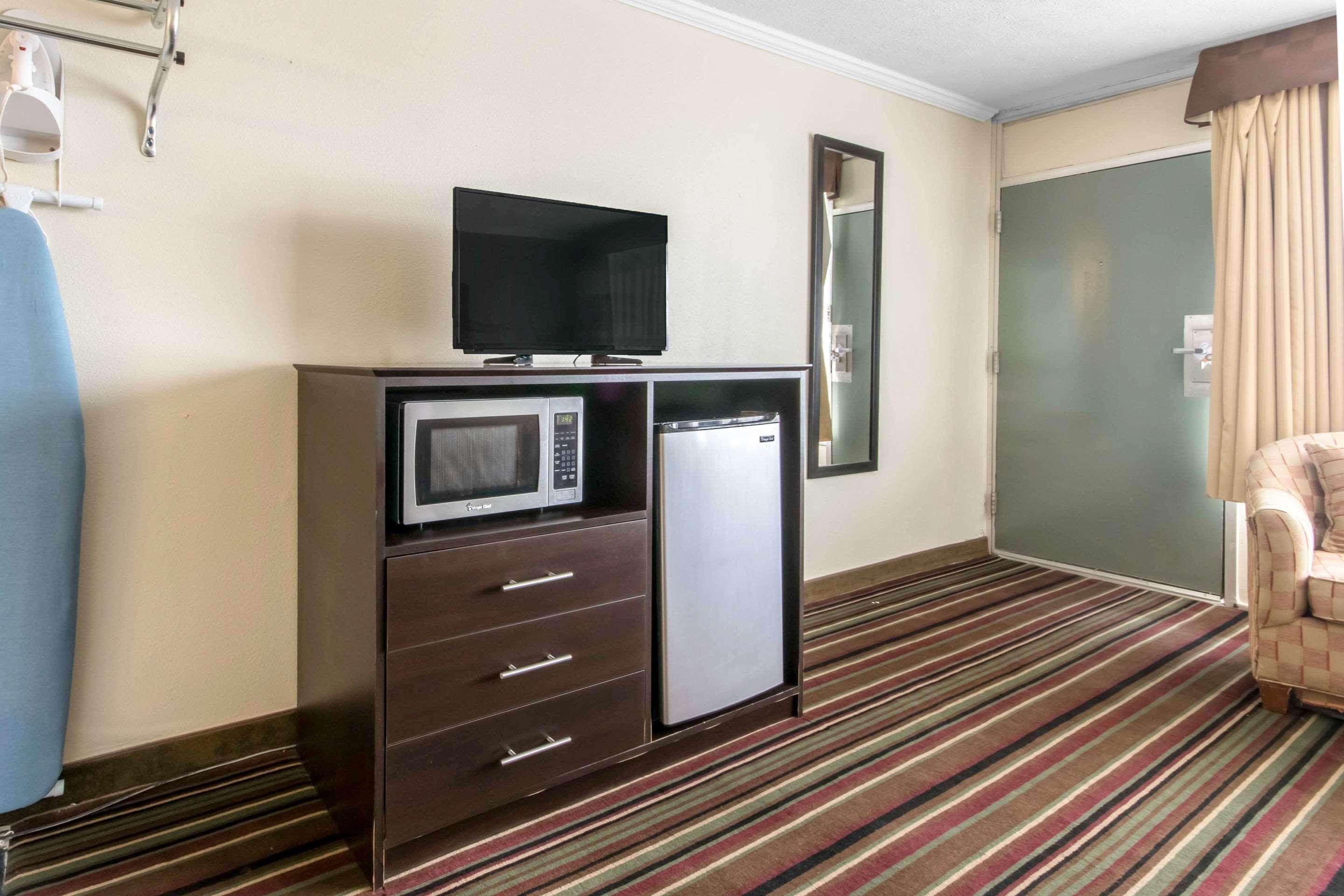 Quality Inn & Suites Horse Cave Ngoại thất bức ảnh