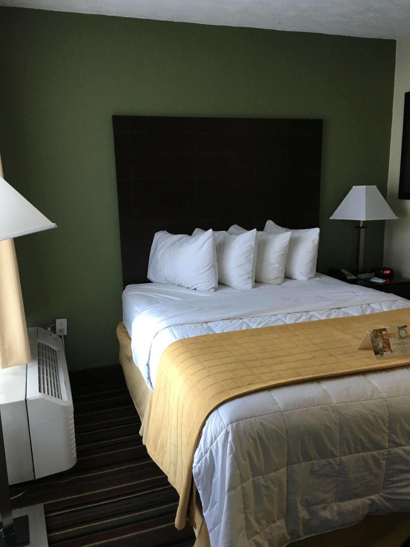 Quality Inn & Suites Horse Cave Ngoại thất bức ảnh